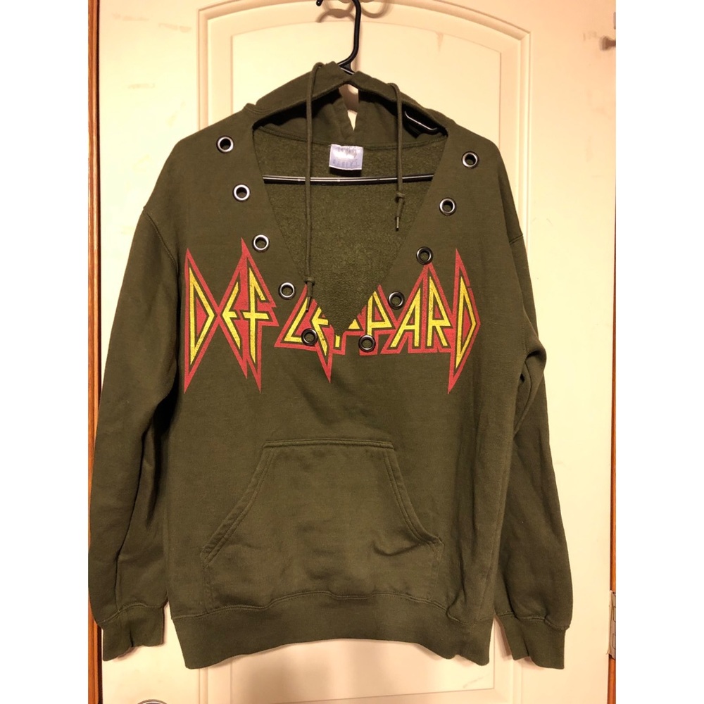 FOREVER 21 def leppard hoodie